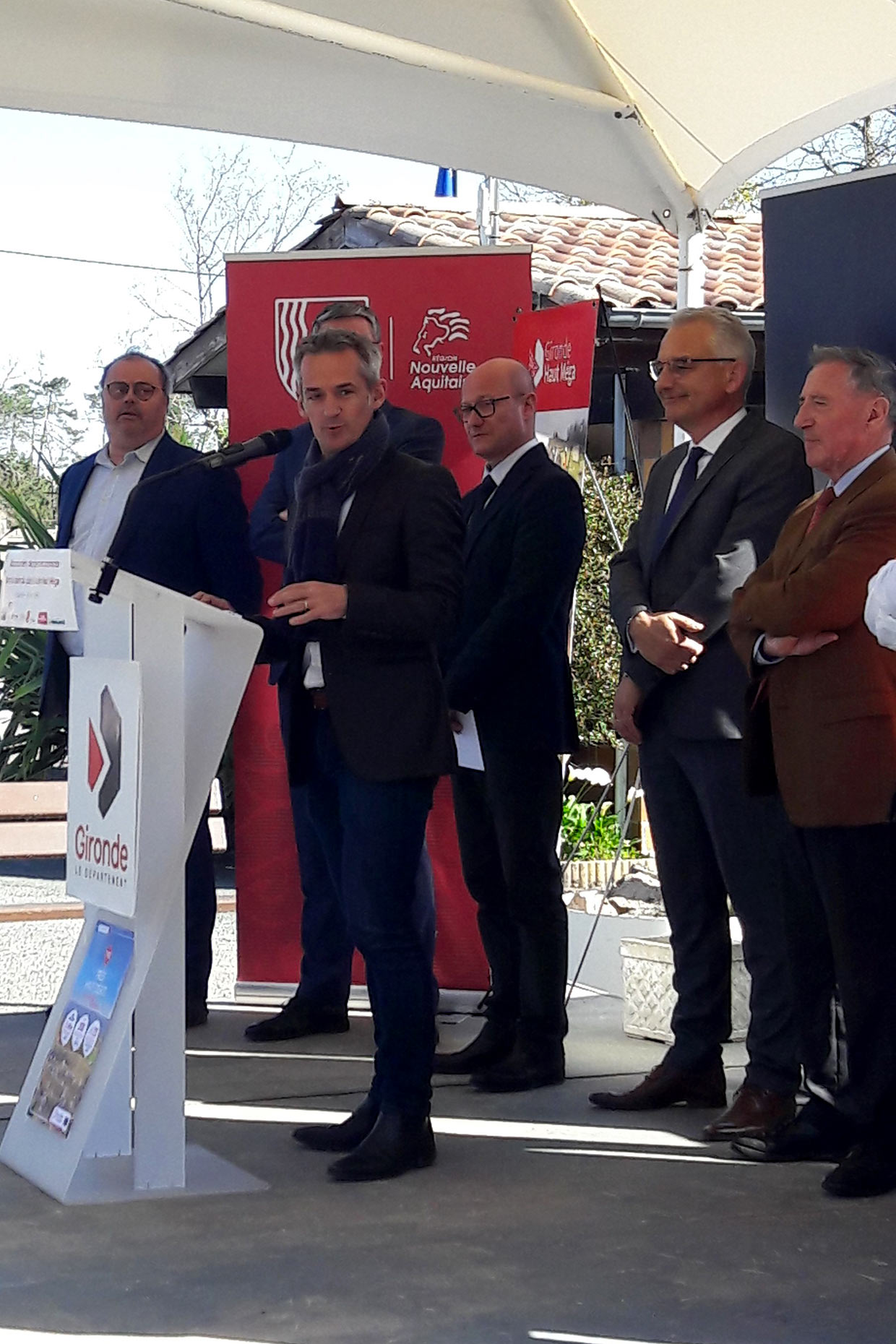 Photo de La fibre optique arrive à Hourtin