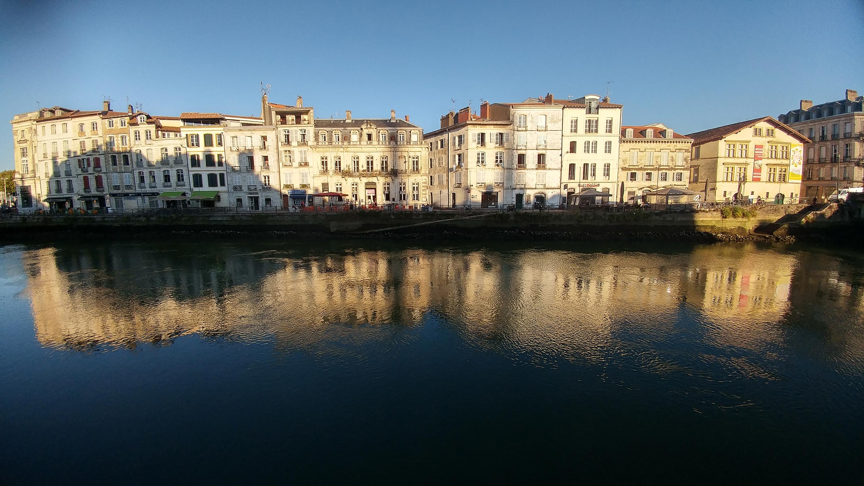 Quais-de-la-Nive