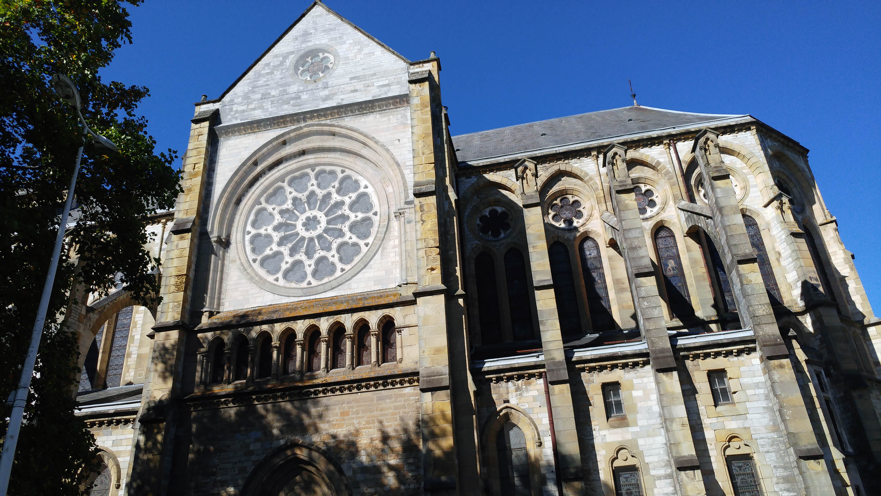 Eglise-Saint-Andre