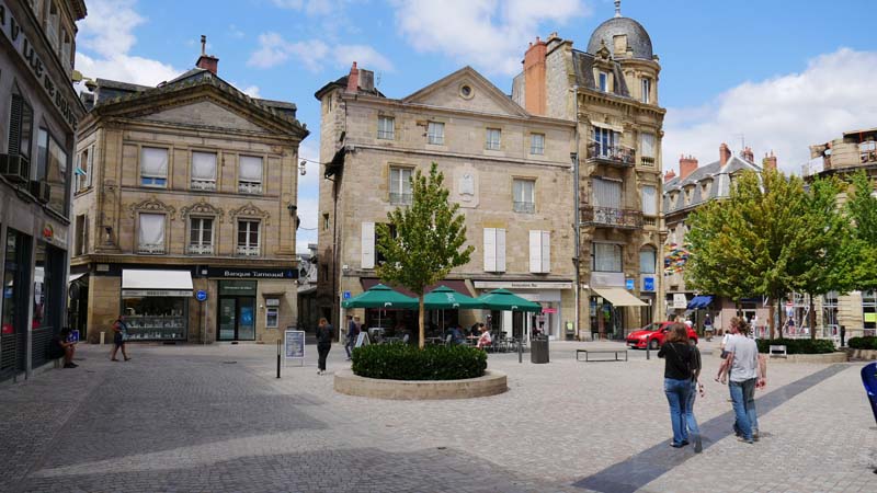 Place_Charles_de_Gaulle