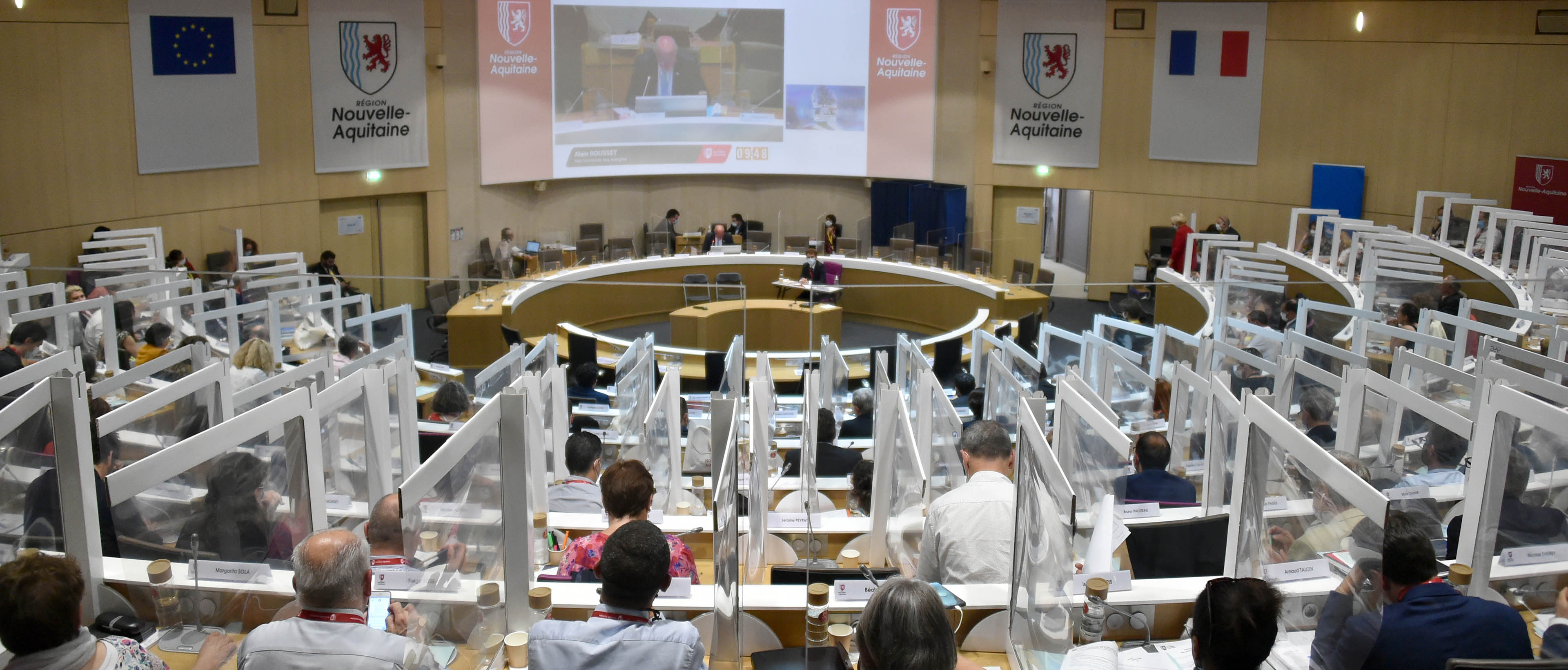 Le Conseil régional réuni dans l'hémicycle le 2 juillet 2021