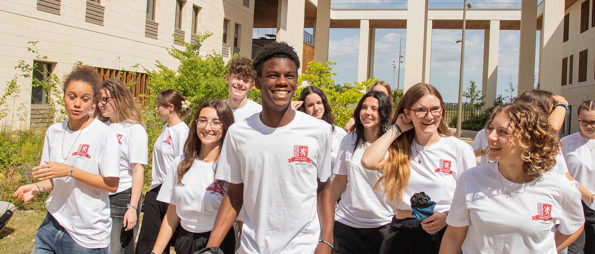 Groupe de lycéens et lycéennes