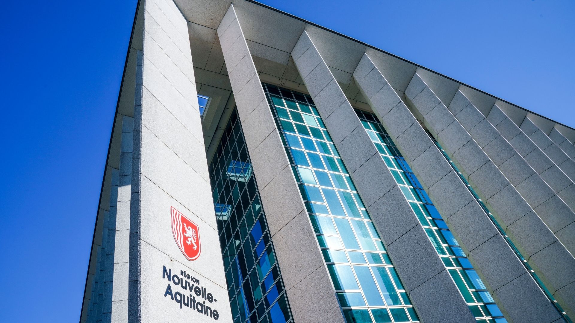 vue extérieure de la maison Nouvelle-Aquitaine à Bordeaux