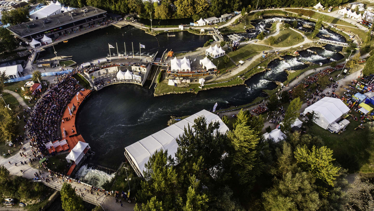 Stade d'eaux vives à Pau
