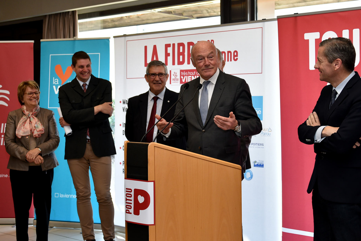 Photo de La fibre optique arrive à Saint Georges les Baillargeaux