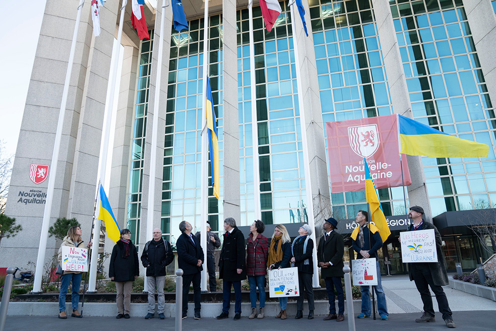 Pose drapeau Ukraine