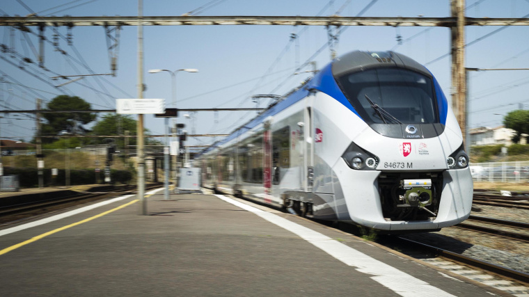 Ter Nouvelle-Aquitaine - TER en gare