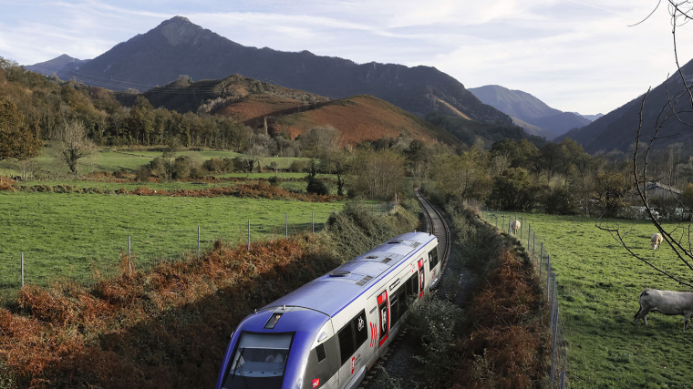 TER en Vallée d'Aspe