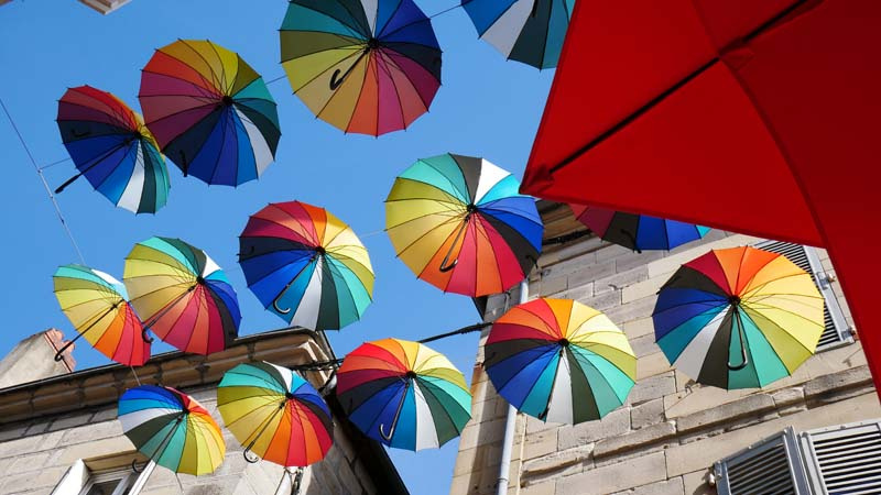 Parapluies_polychromes