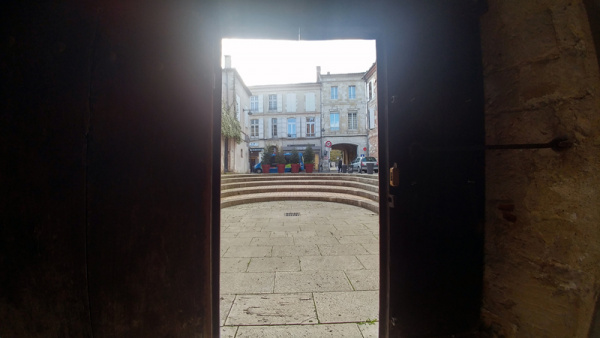 Dans la chapelle Notre-Dame-du-Bourg