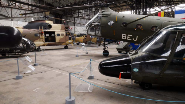 Le hangar principal du musée de l’ALAT